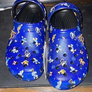NWT Walt Disney World 50th Crocs size Men’s 7 Women’s 9